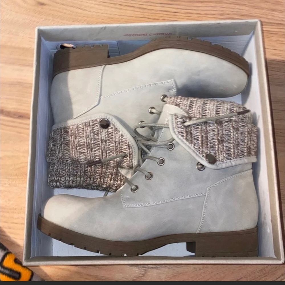 Winter boots